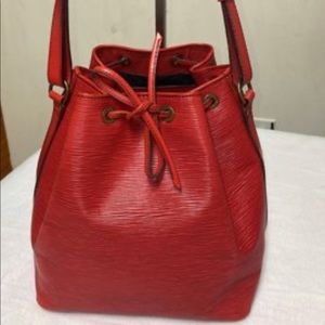 Louies Vuitton Epi Noe Petite Red Bucket
